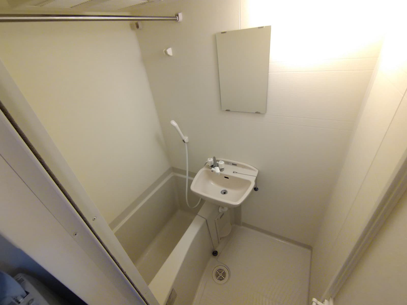 Room image 9