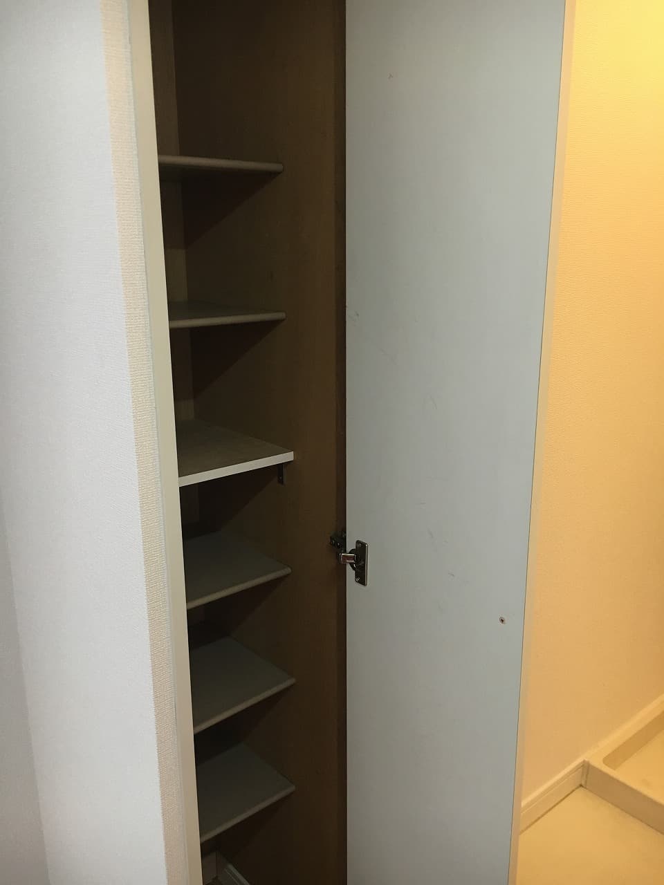 Room image 15