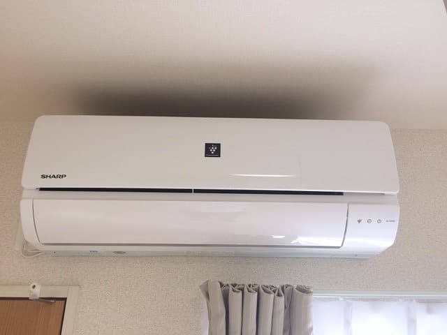Room image 15