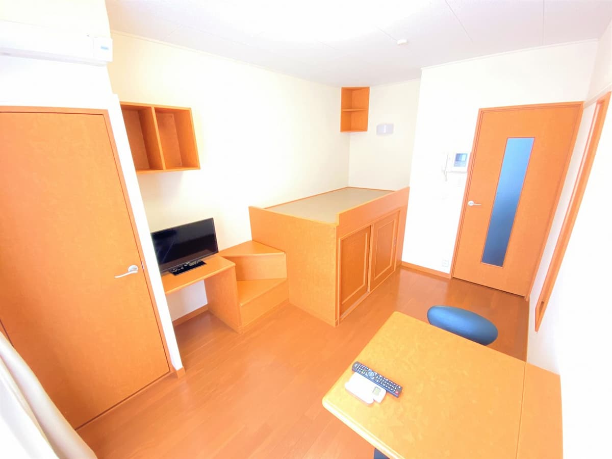 Room image 11