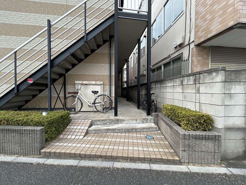 Room image 11