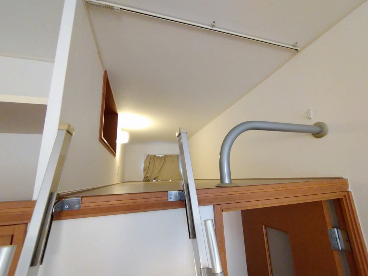Room image 16