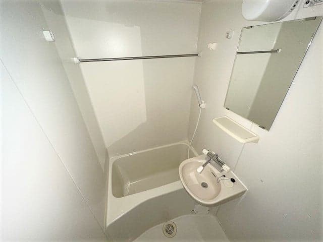 Room image 14
