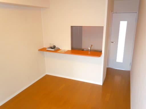 Room image 11