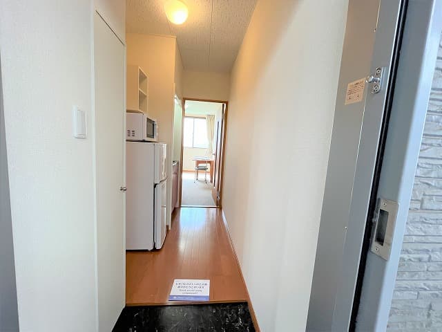 Room image 10