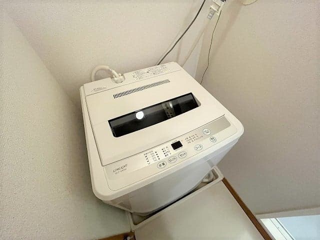 Room image 12