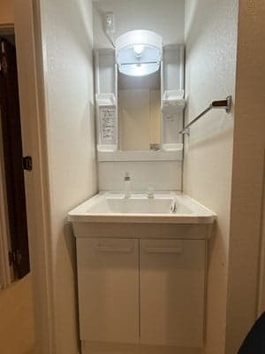 Room image 15