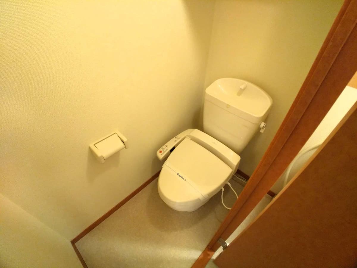 Room image 10
