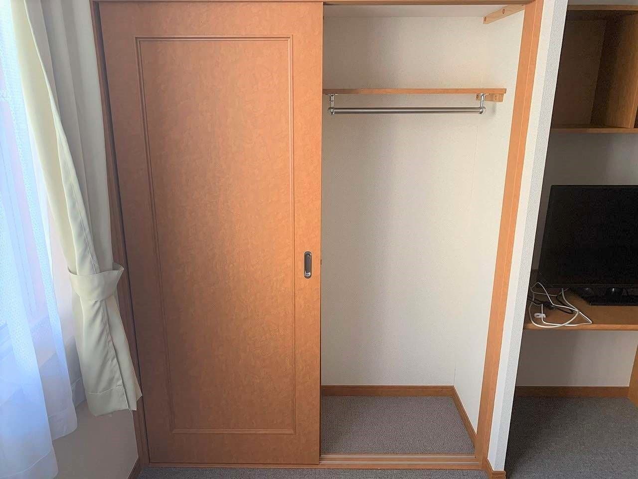 Room image 12