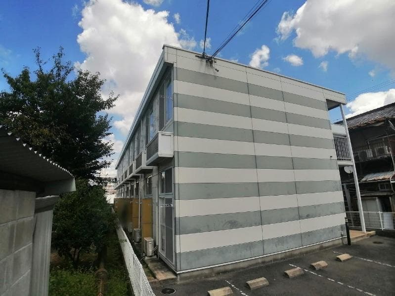 Main exterior of leopalace Sion