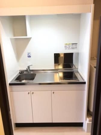 Room image 8