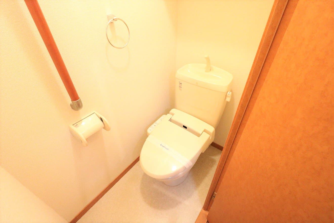 Room image 15