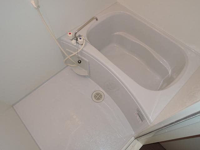Room image 9