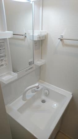 Room image 11