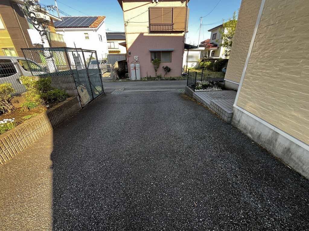 Room image 15