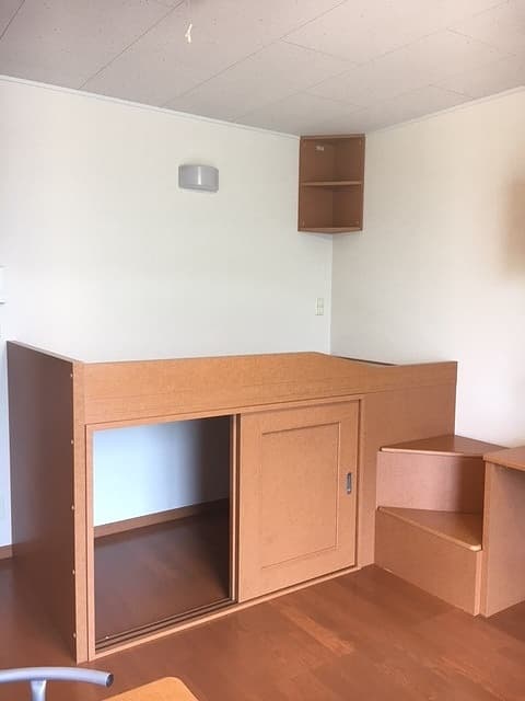 Room image 12