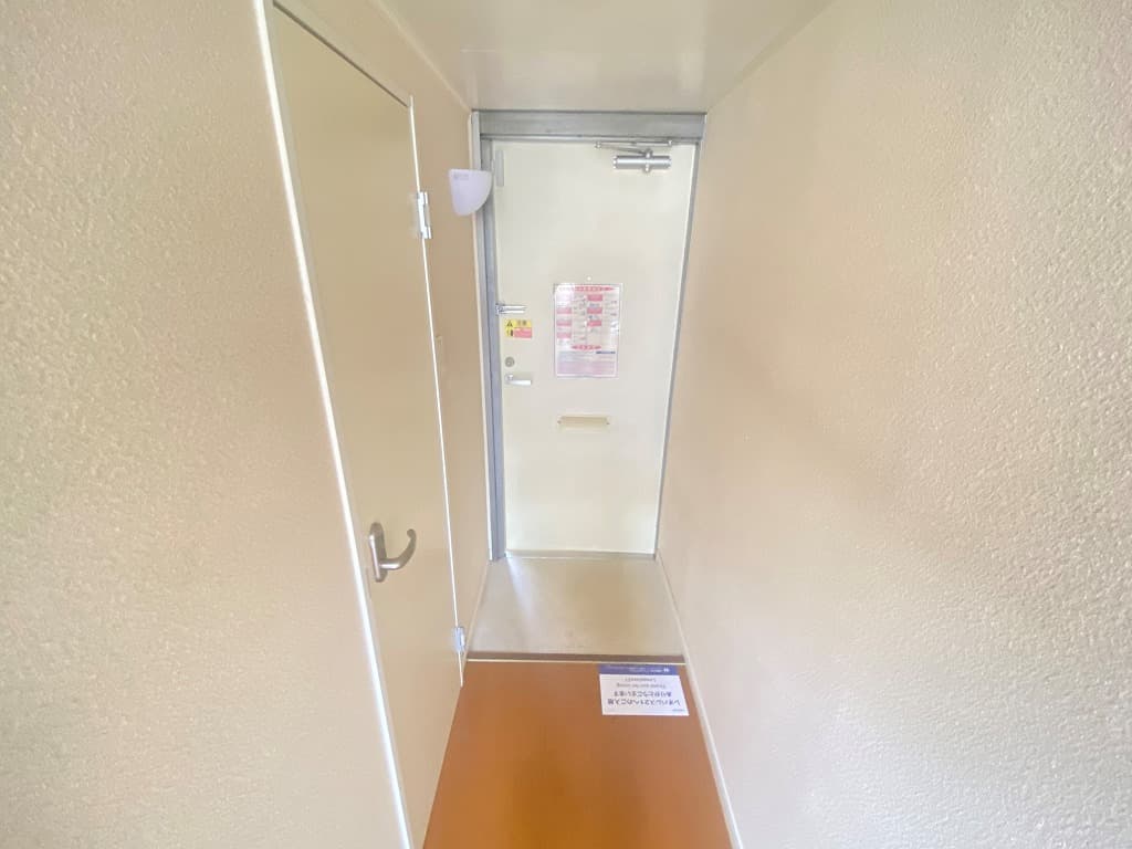 Room image 10