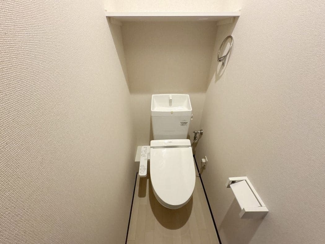 Room image 9