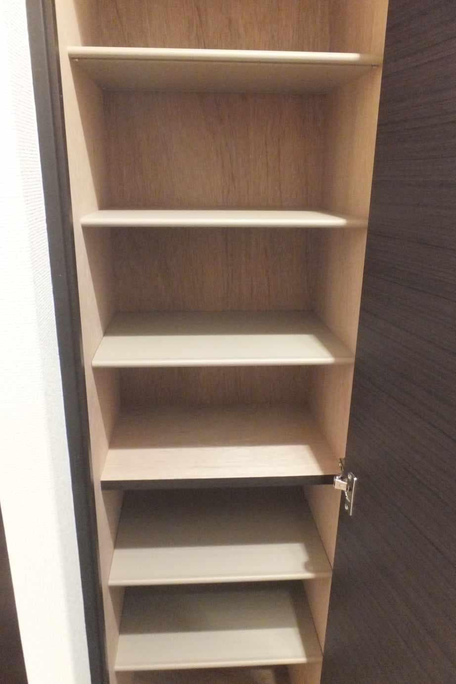 Room image 12