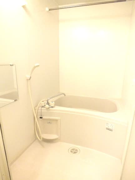 Room image 12