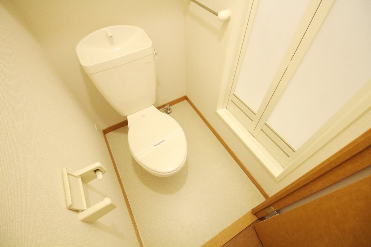 Room image 16