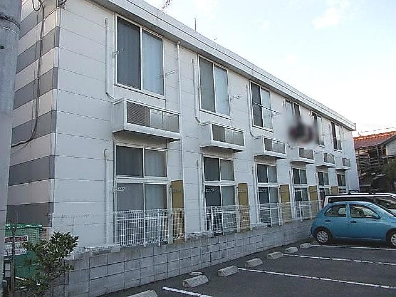 Main exterior of leopalace Shouji II