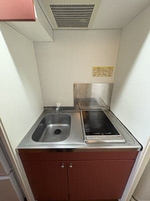 Room image 10