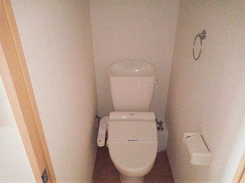Room image 8