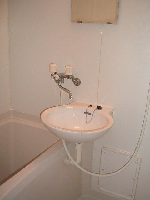 Room image 9