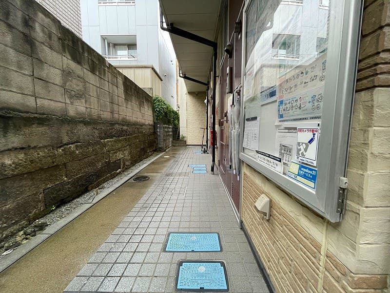 Room image 12
