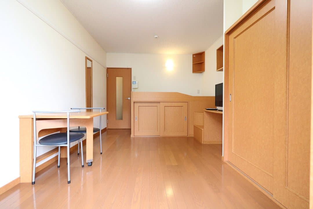 Room image 10
