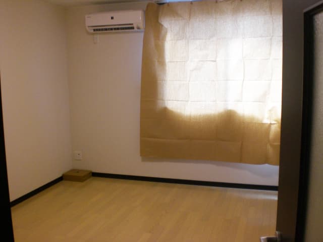 Preview interior of LEONEXT Sakuradai