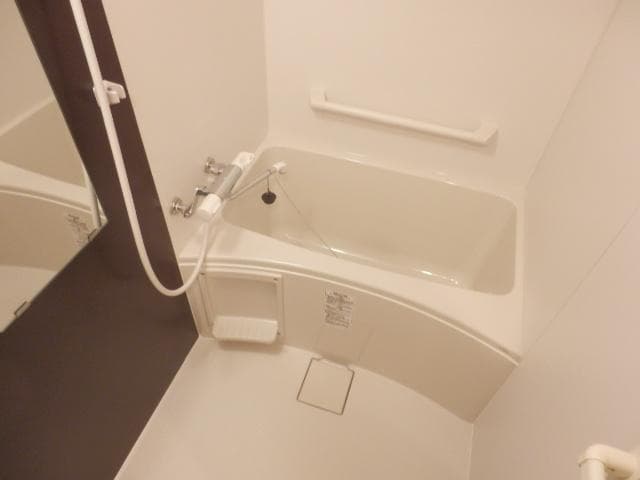 Room image 11