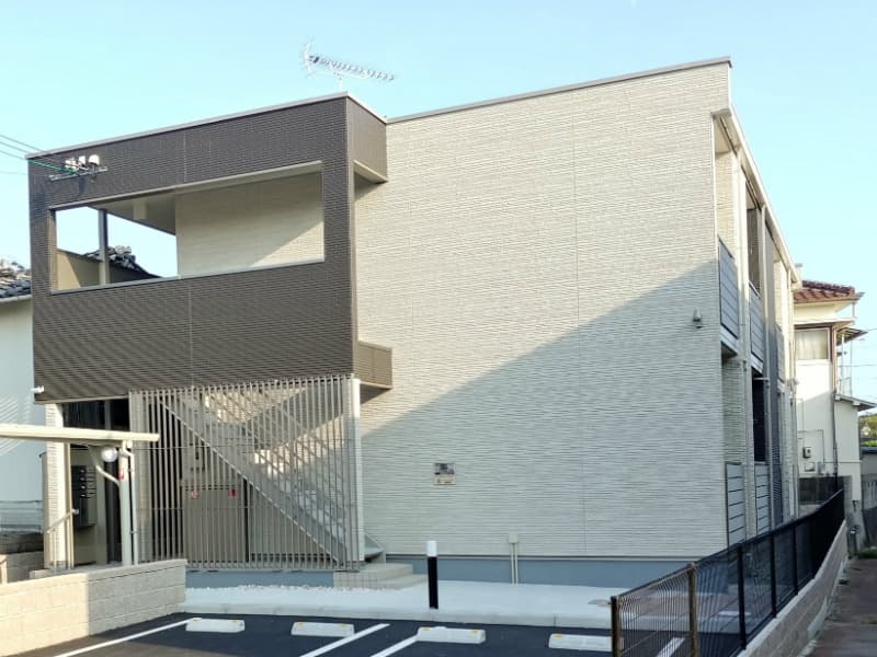 Main exterior of CLEINO Syu