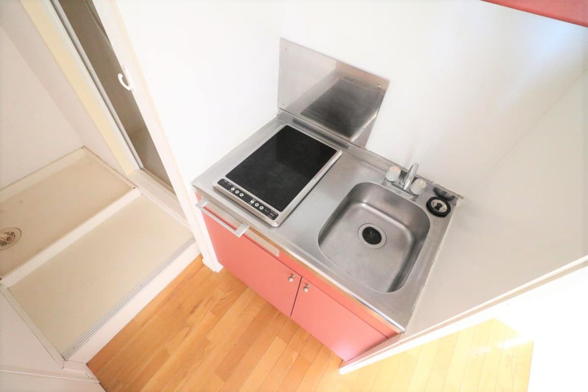 Room image 11
