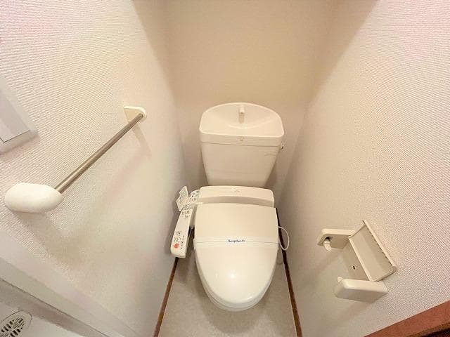 Room image 9