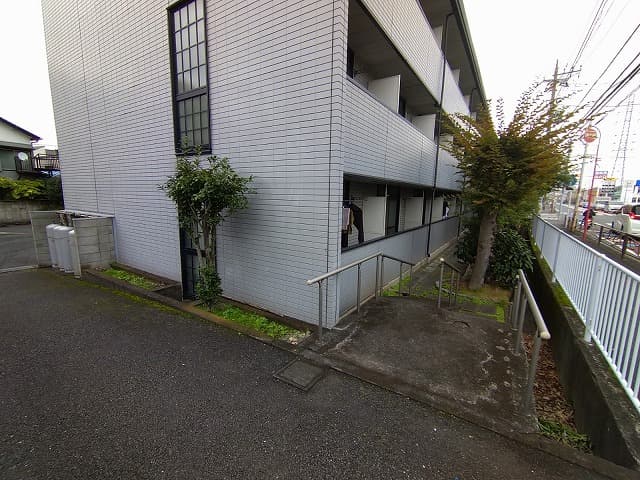 Room image 14