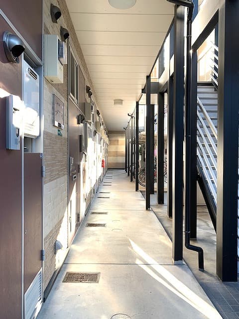 Room image 12