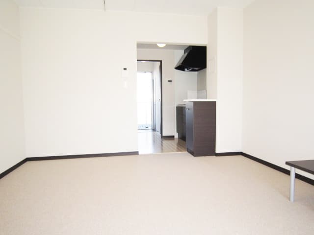 Preview interior of LEONEXT Miyako 385