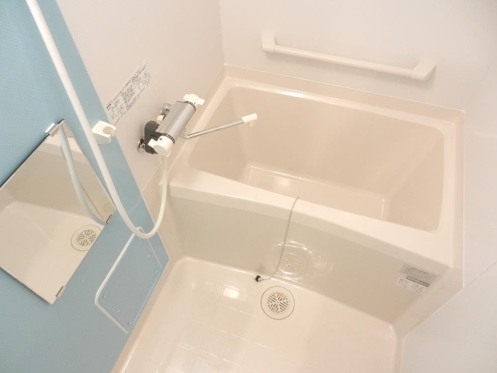 Room image 11