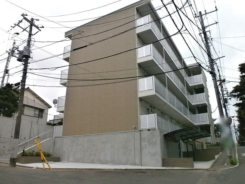 Main exterior of leopalace Nakagawa II