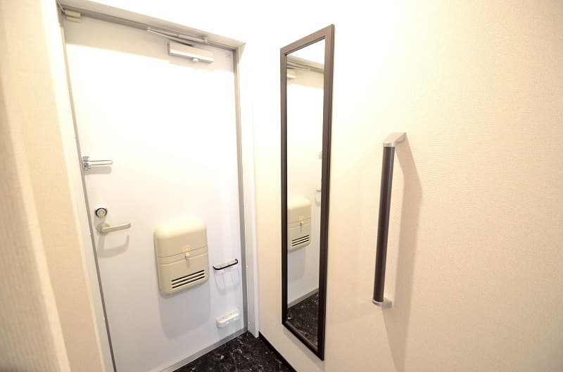 Room image 11