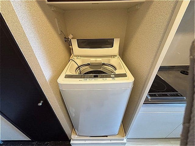 Room image 16