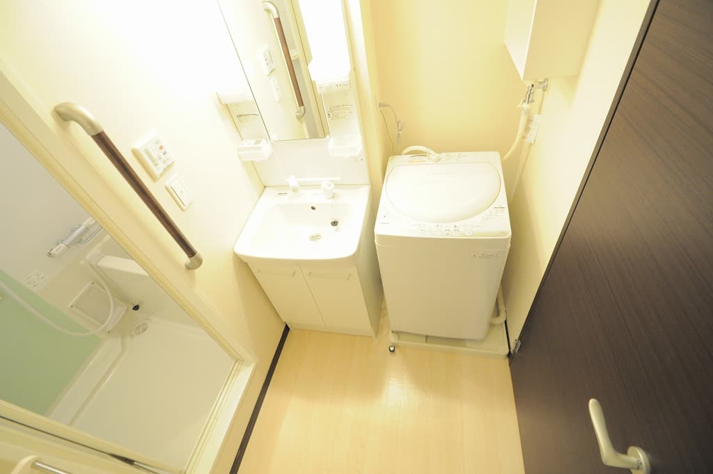 Room image 11