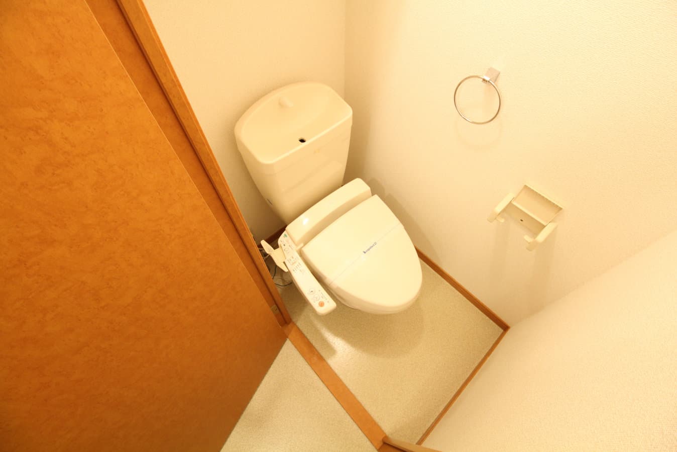 Room image 13