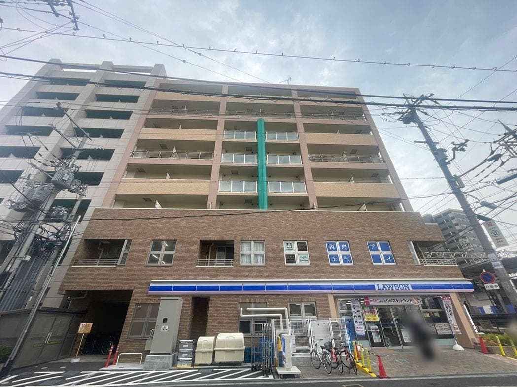 Main exterior of leopalace REZON Nakamozu