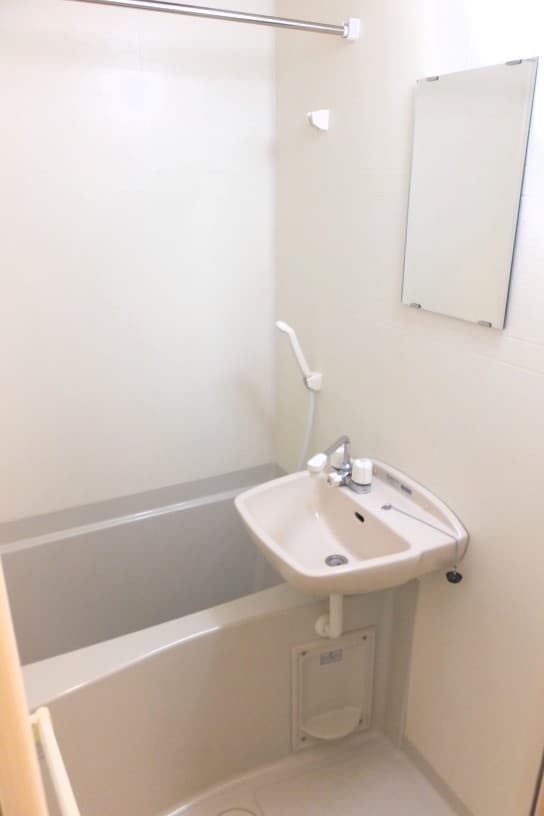 Room image 10