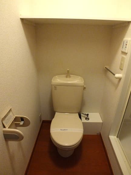 Room image 13