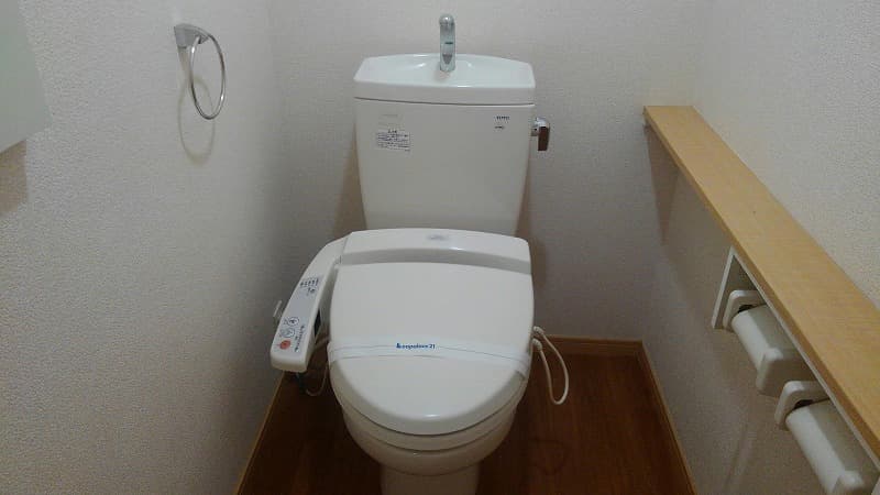 Room image 8