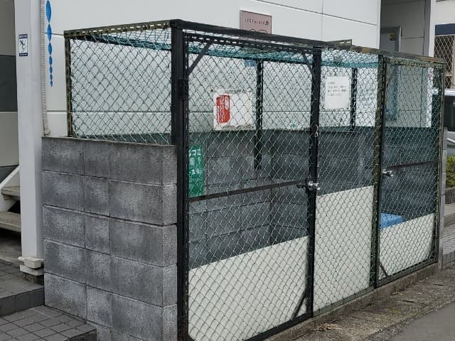 Room image 16